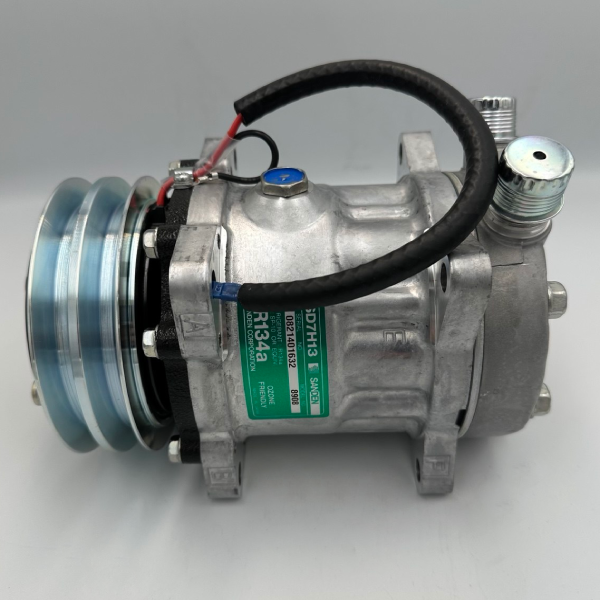 Compressor - SANDEN vertical ports (8908)